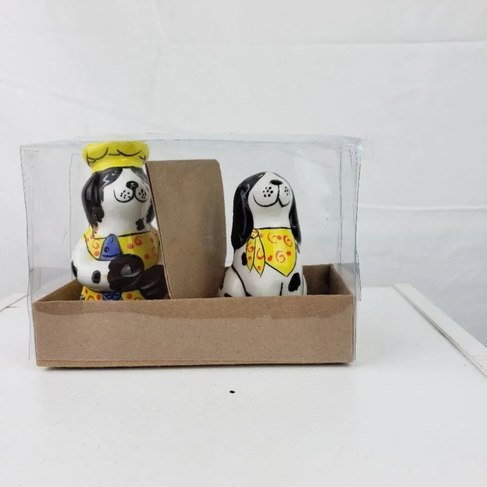 NBC Trading Set Doggie Salt & Pepper Set NWT